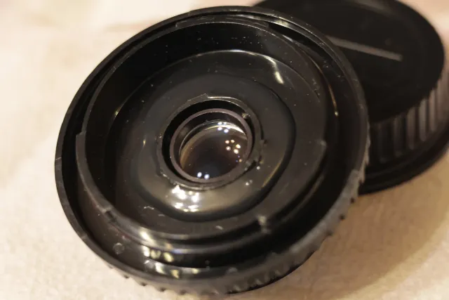 Meritar  Triplet 45mm f2.8 Makro Swirly Kwadrat Bokeh (EF) - 00002466.webp