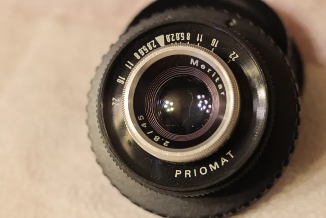 Meritar  Triplet 45mm f2.8 Makro Swirly Kwadrat Bokeh (EF) - 00002468.webp