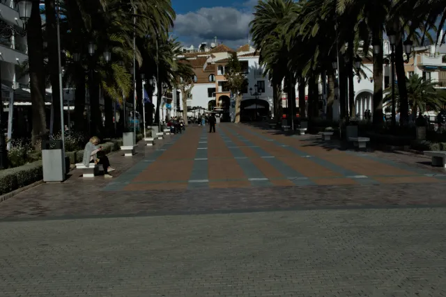 Tamron 28-300mm F3.5-6.3 (EF) - 00000352.webp