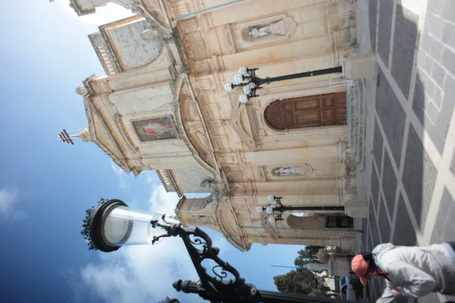 Carl Zeiss Flektogon f4 20mm (m42).md - 00003838.webp