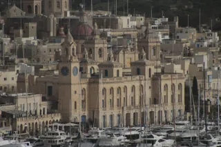 Tamron 28-300mm F3.5-6.3 (EF) - 00004203.webp