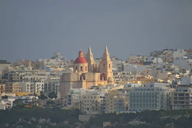 Tamron 28-300mm F3.5-6.3 (EF) - 00004673.webp