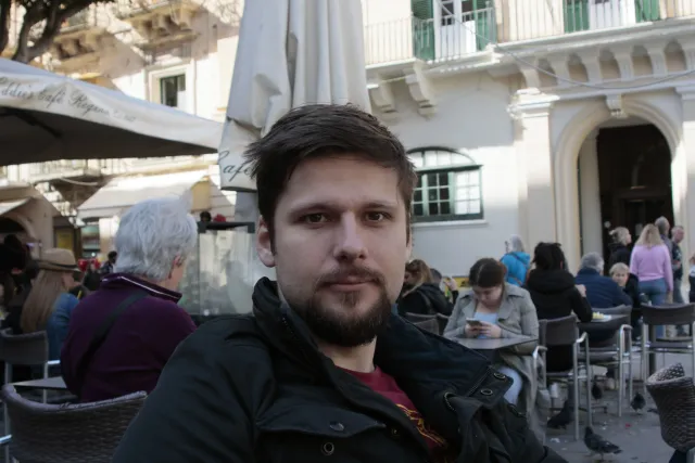 Tamron 28-300mm F3.5-6.3 (EF) - 00003520.webp