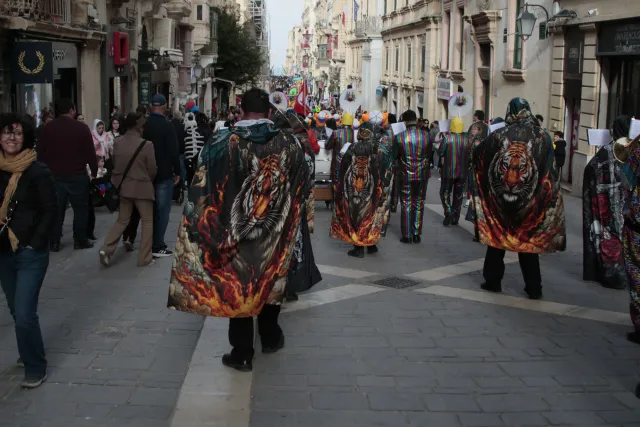 Tamron 28-300mm F3.5-6.3 (EF) - 00004212.webp