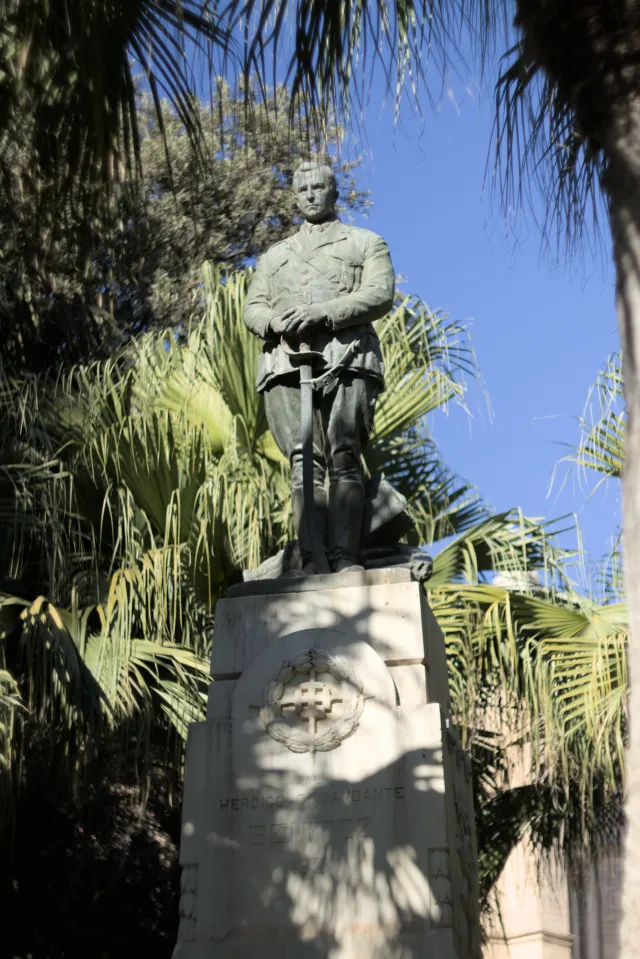 Zenith Helios-77M-4 50mm f1.8 VOMZ (M42) - 00000867.webp