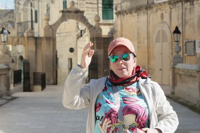 Tamron 28-300mm F3.5-6.3 (EF) - 00003887.webp