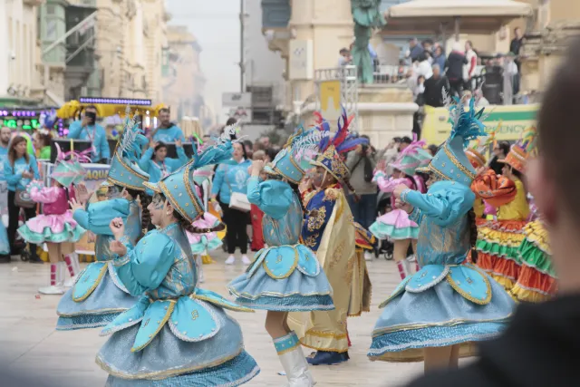 Tamron 28-300mm F3.5-6.3 (EF) - 00004049.webp