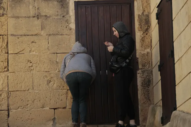 Tamron 28-300mm F3.5-6.3 (EF) - 00003775.webp