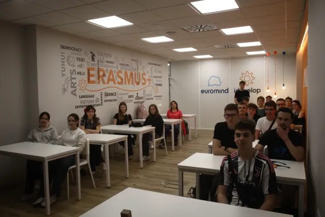 Tokina 28mm F2.8 RMC (Minolta MD) - 00002758.webp