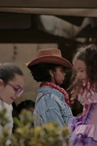 Tamron 28-300mm F3.5-6.3 (EF) - 00004127.webp