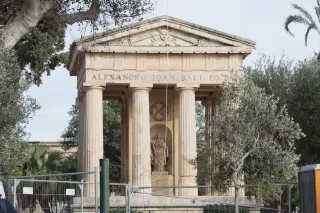 Tamron 28-300mm F3.5-6.3 (EF) - 00003558.webp