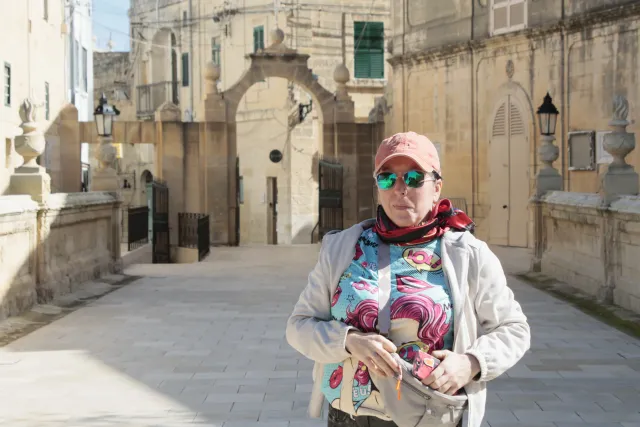 Tamron 28-300mm F3.5-6.3 (EF) - 00003886.webp