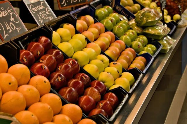 Tamron 28-300mm F3.5-6.3 (EF) - 00000566.webp