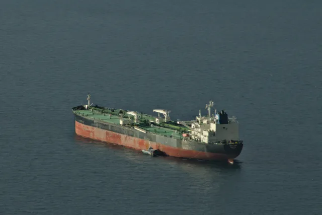 Tamron 28-300mm F3.5-6.3 (EF) - 00001479.webp