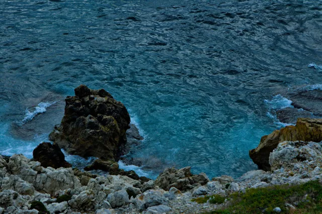 Tamron 28-300mm F3.5-6.3 (EF) - 00001472.webp